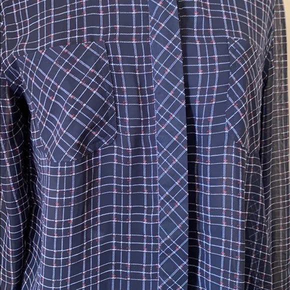 EUC Size M Sadie Robertson Button Down Shirt C1 - Picture 2 of 3